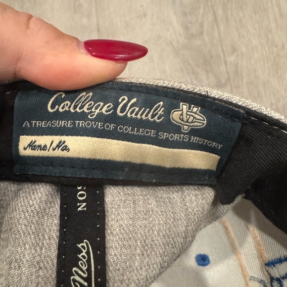 Mitchell & Ness UCLA Bruins Retro Snapback Cap Adjustable One Size Like New - Picture 7 of 7